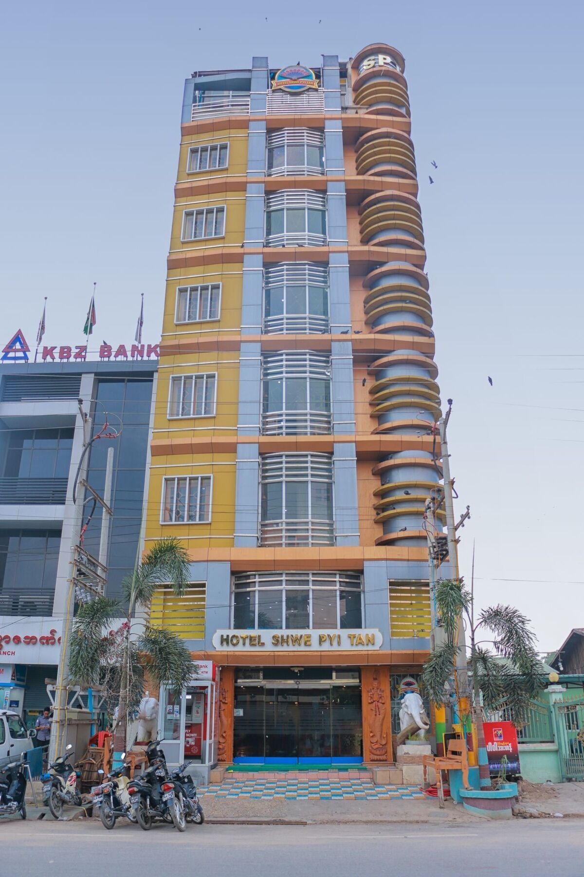 Hotel Shwe Pyi Tan Μανταλέι Εξωτερικό φωτογραφία